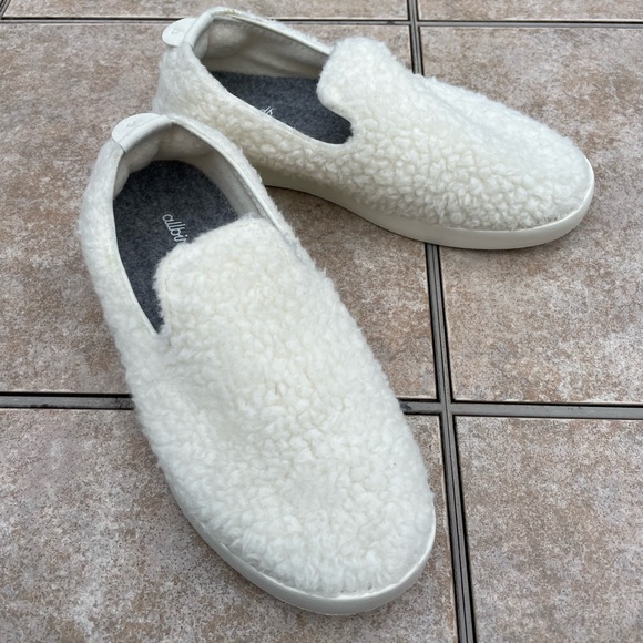 Allbirds Wool Lounger Fluffs in Natural White - Picture 12 of 12